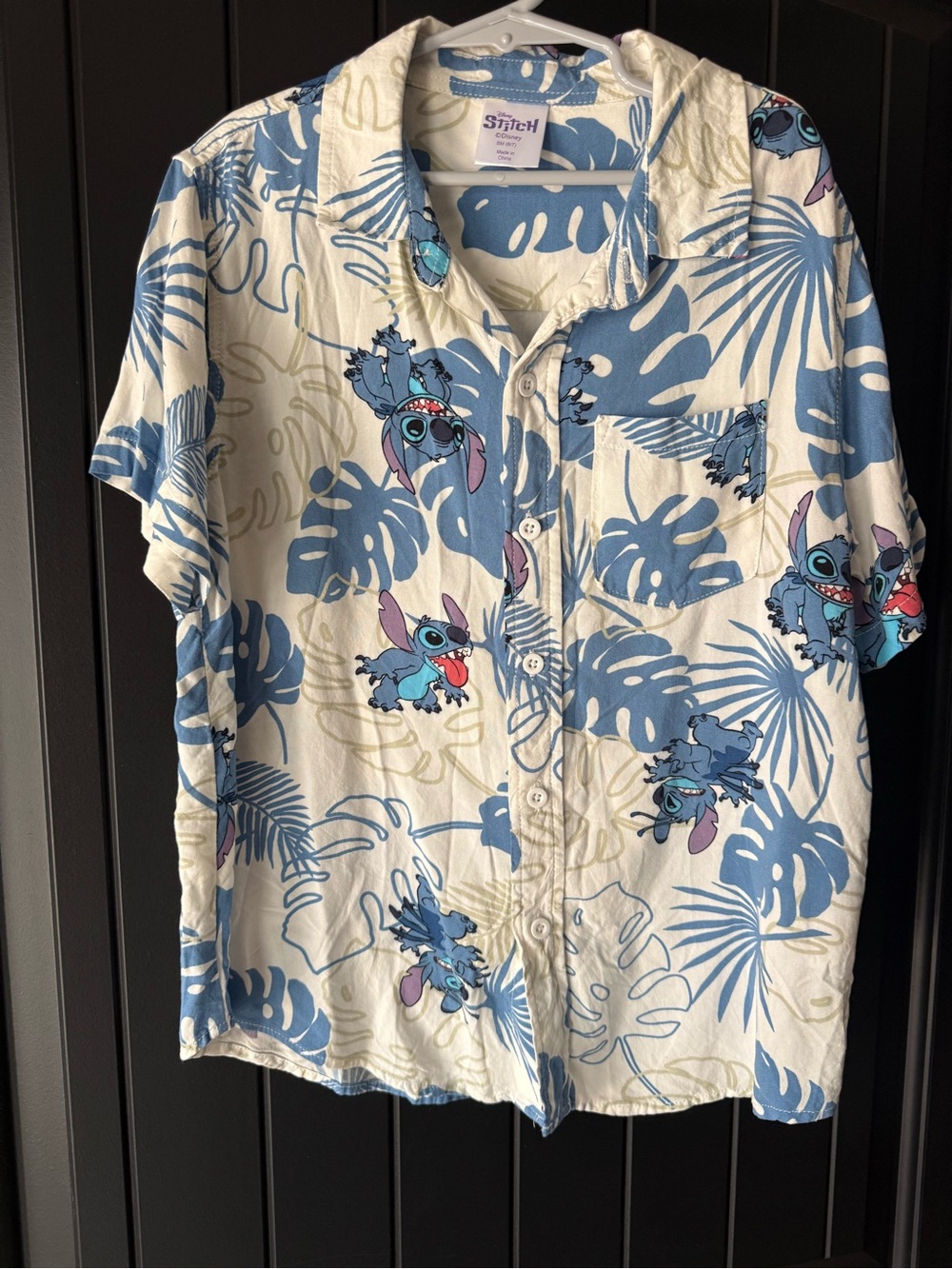 Disney Stitch Hawaiian Button Down Shirt Kids Size S (6/7)